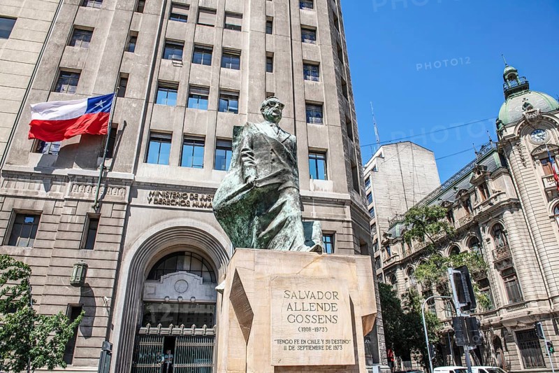 Monument to Salvador Allende Gossens in front of the Ministry of Justice, Santiago de Chile, Chile, South America