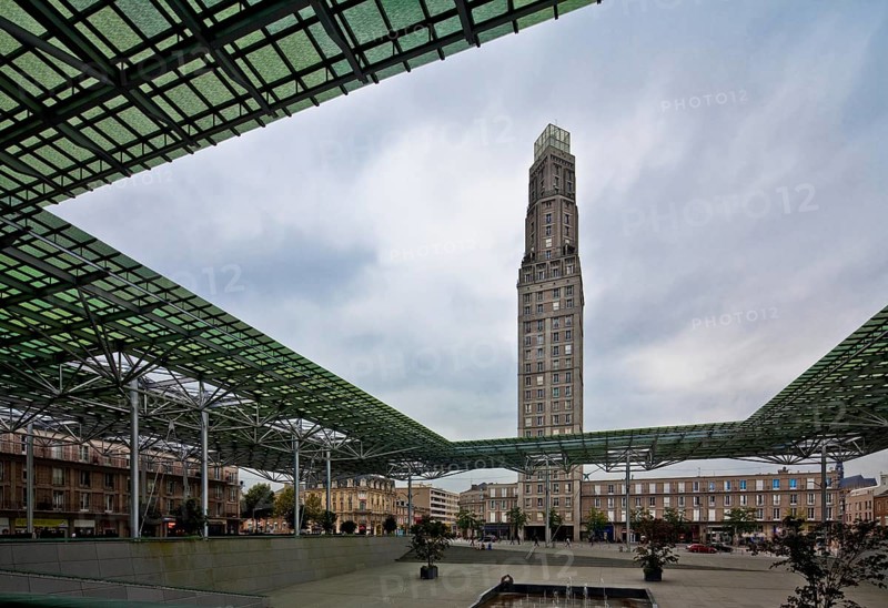 View from the station forecourt, designed by Auguste Perret in 1942, built 1950-52, interior work completed by 1959, total height 110 m