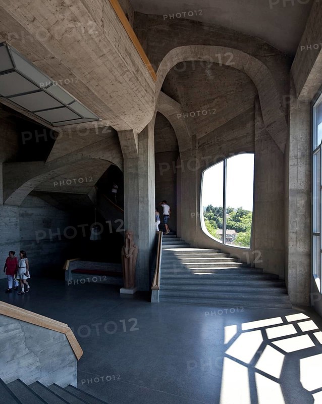 Start of construction in 1925, main staircase terrace level