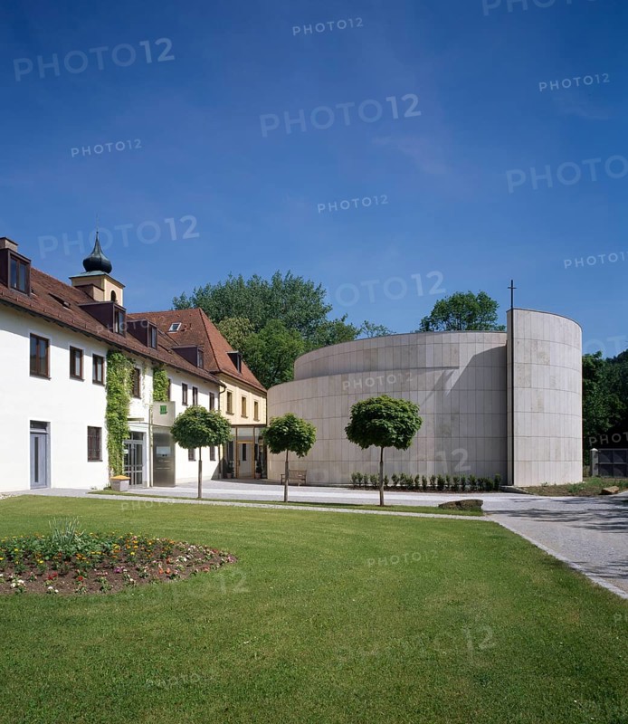 Spindlhof Castle. Manor house from 1570, rebuilt in 1894 in neo-Gothic style, today the Albertus Magnus education and conference centre of the Diocese of Regensburg. Entrance area and Albertus Magnus Church (2004), St., Sankt, Saint