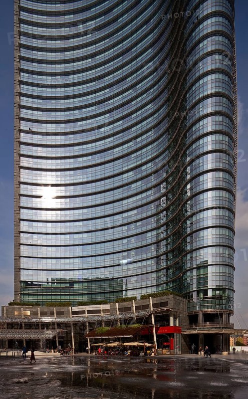 Italy Milan Milan Torre UniCredit by Caesar Pelli built 2009-12 Height 231 m located in Piazza Gae Aulenti lower section with water feature