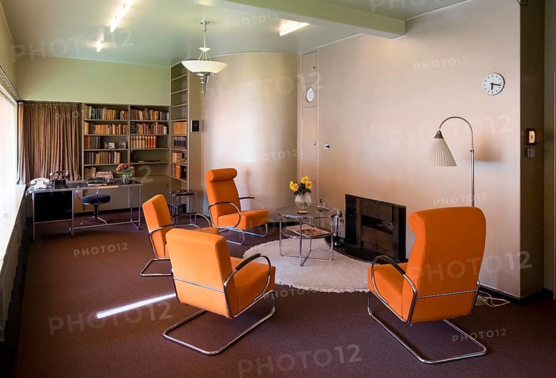 Built 1932-1933 by Brinkman & Van der Vlugt, living room on the first floor