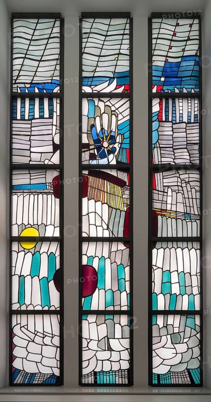 Krefeld, Ürdingen, Meistermann House, former Protestant parish hall. Glass window by Georg Meistermann 1961