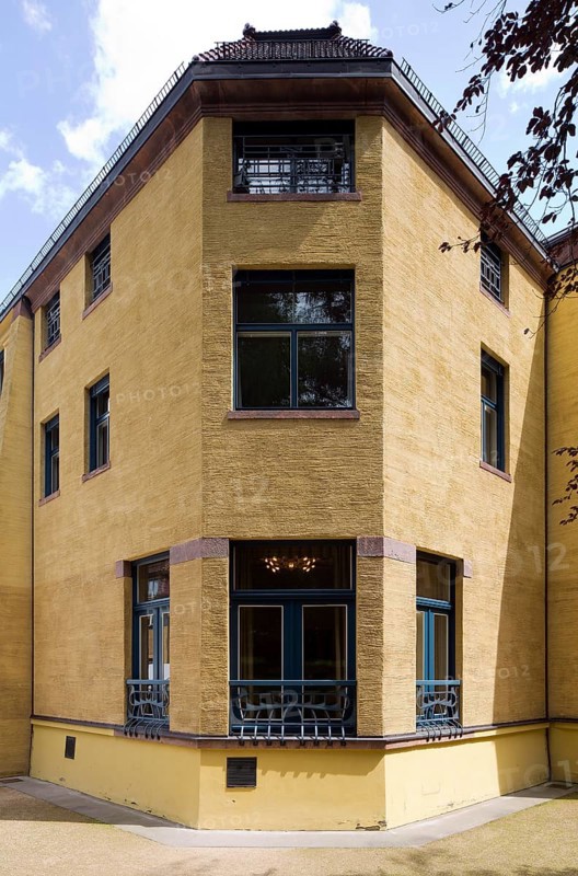 Built in 1902/1903 by Henry van de Velde and extended in 1911. Window south-west side