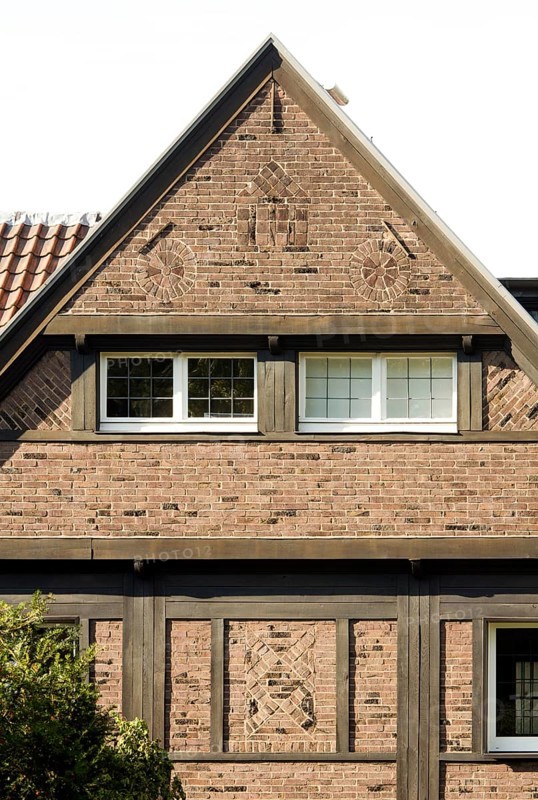 North-east side, built ca. 1933-1935, architect: Friedrich Kühnen, gabled pitched roof