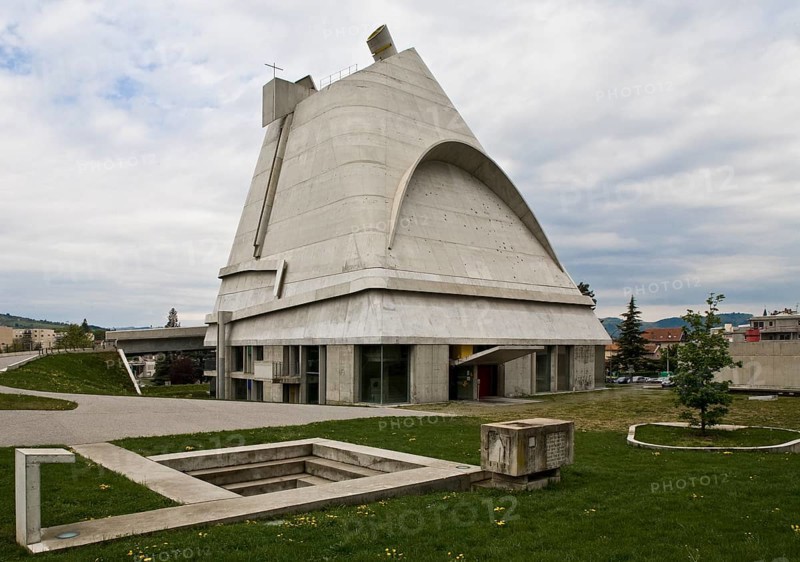 Le Corbusier, 1970 to 2006 with interruptions, stadium side with floor design, St., Sankt, Saint