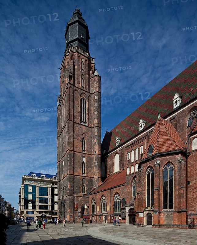 View from southeast, left so.g Renaissance Centre, St., Sankt, Saint