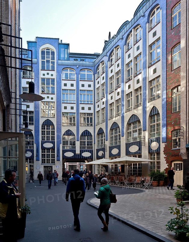 Façade design August Endell, former residential and commercial courtyards, now mixed use, courtyard 1 east side