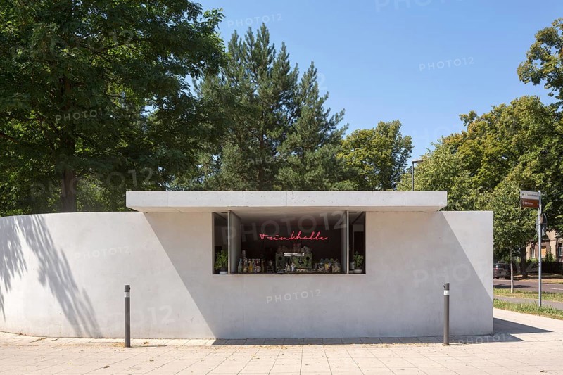 Dessau, Bauhaus master houses, drinking hall by Ludwig Mies van der Rohe, modern reinterpretation by the Berlin architects Bruno-Fioretti-Marquez, open condition