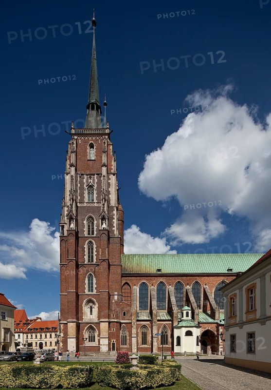 Construction began in 1241, towers and nave from the south, St., Sankt, Saint