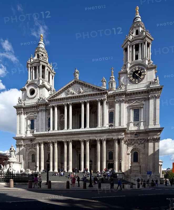 St Paul's Cathedral, built 1675-1711 by Christopher Wren, west façade with two-storey portico, towers 47 m high, St, Saint, Saint