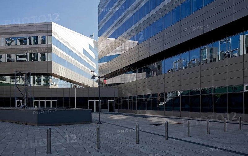 Residential development on Via Traiano, built in 2009-2014 by Guido Canali, business centre