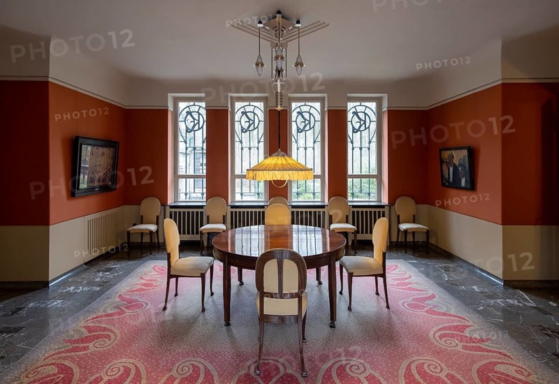 Hagen, Hohenhof (Villa Osthaus), built between 1906 and 1908 by Henry van de Velde for the art collector and patron Karl Ernst Osthaus, dining room