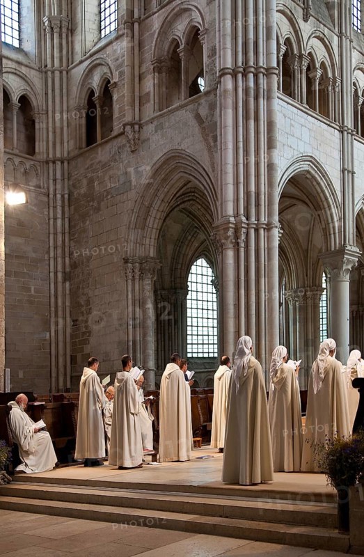 Vezelay, Basilica of Ste-Marie-Madeleine. Interior. Midday service of the convent left north transept right inner choir tower, St., Saint, Saint