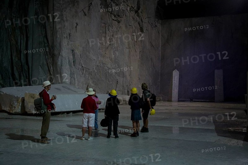 Cave di Marmi, underground quarry