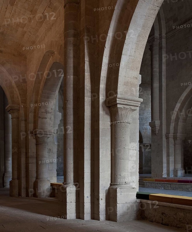 Cistercian monastery founded in 1144, church built 1175-1220, view from the north aisle to the south-east, St., Sankt, Saint