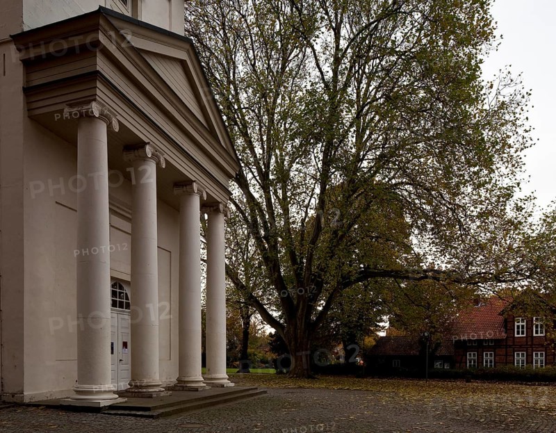 Built in 1804 by Christian Gottlob Langwagen, sloping portico with square development, St., Sankt, Saint