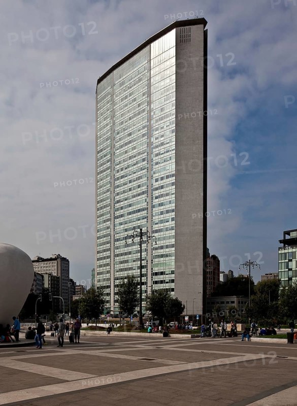Built by Pier Luigi Nervi and Gio Ponti in 1958-60 on a slender hexagonal ground plan, 127 metres high, until 1978 company headquarters then regional government