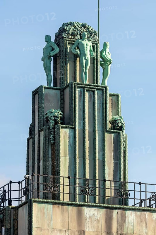 Brussels, Bruxelles, Palais Stoclet, Stocletpaleis, villa built between 1905 and 1911 in the style of the Vienna Secession. Architect: Josef Hoffmann, sculptures on the tower