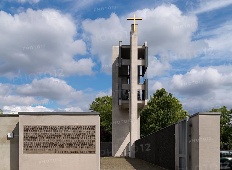 Built 1960-1961 by Hans Schädel and Friedrich Ebert, entrance to the courtyard and bell tower, St., Sankt, Saint