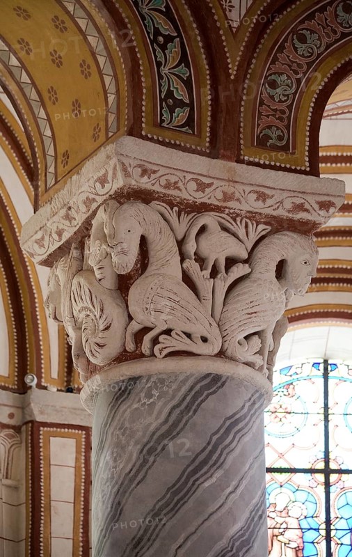Capital of a column in the ambulatory, St., Sankt, Saint