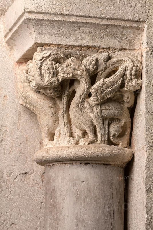 Brauweiler near Pulheim, St Nicholas Abbey Church, choir, portal on the south side, right capital