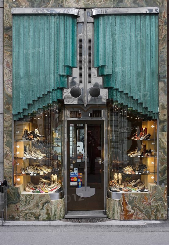 Vienna, Mayseder Gasse 2, shoe shop