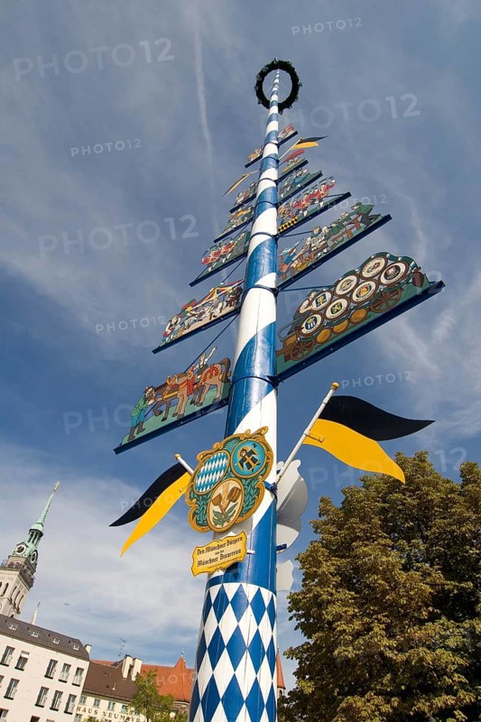 Federal Republic of Germany, Bavaria, Munich, Maypole at Viktualienmarkt