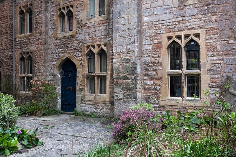 Wells, Cathedral, medieval lane Vicar's Close, oldest intact terraced house complex in Europe from 1348, Gothic entrance