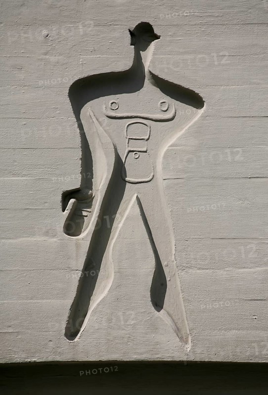 Modulor (French Moduler for proportion scheme)