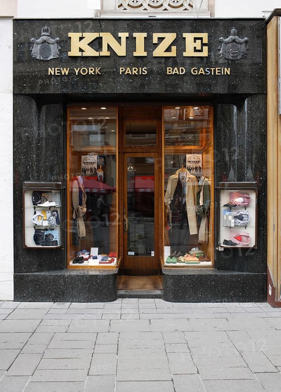 Vienna, Graben 13, KNIZE men's tailoring salon by Adolf Loos