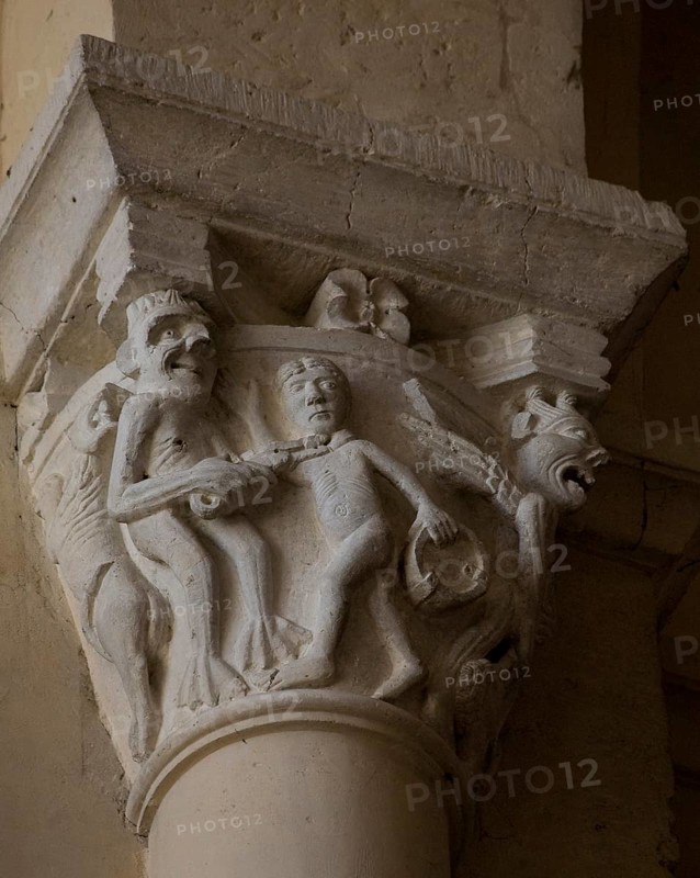 Capital in the crossing, St., Sankt, Saint