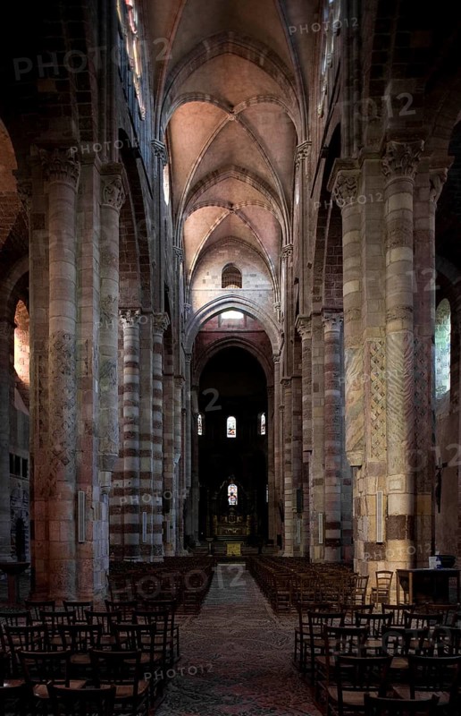 Interior facing east, St., Sankt, Saint