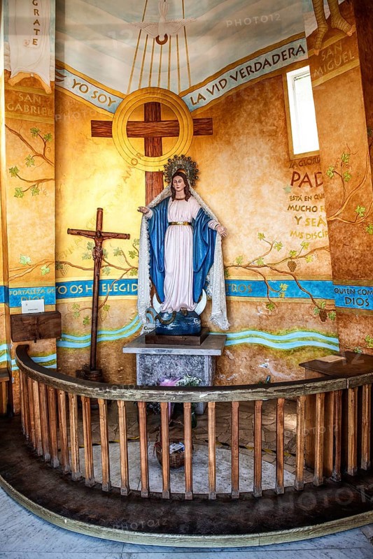 Statue of the Virgin Mary in the observation dome on the Cerro San Cristobal, Santiago de Chile, Chile, South America