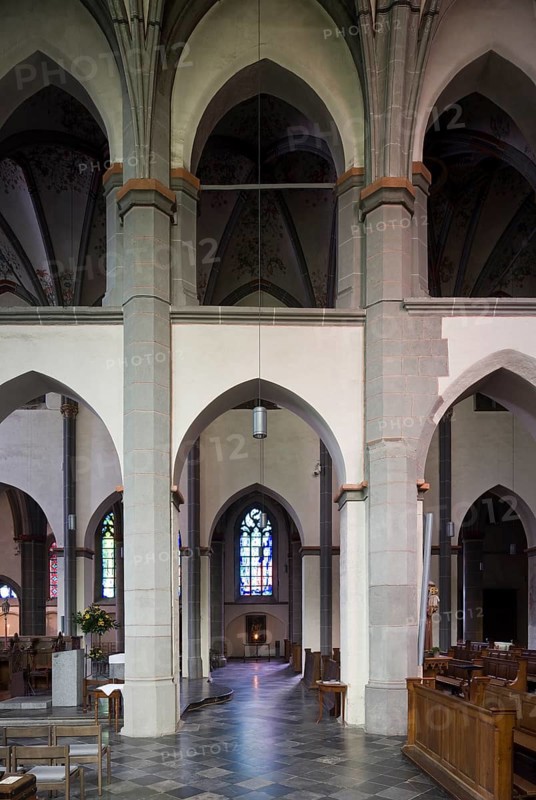North aisle, view to the south towards the nave, St., Sankt, Saint