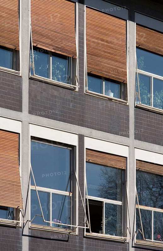 Egon Eiermann 1951-56, administration building from the south with retractable wooden blinds