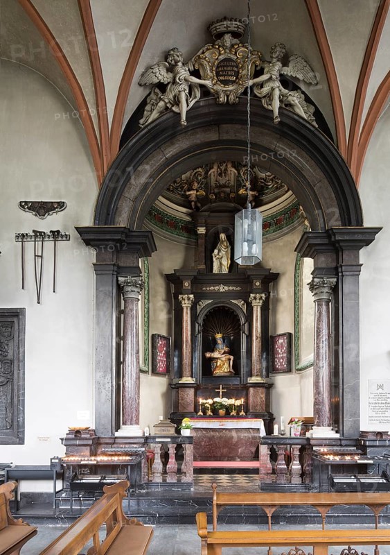Side altar with vesper picture, St., Saint, Saint