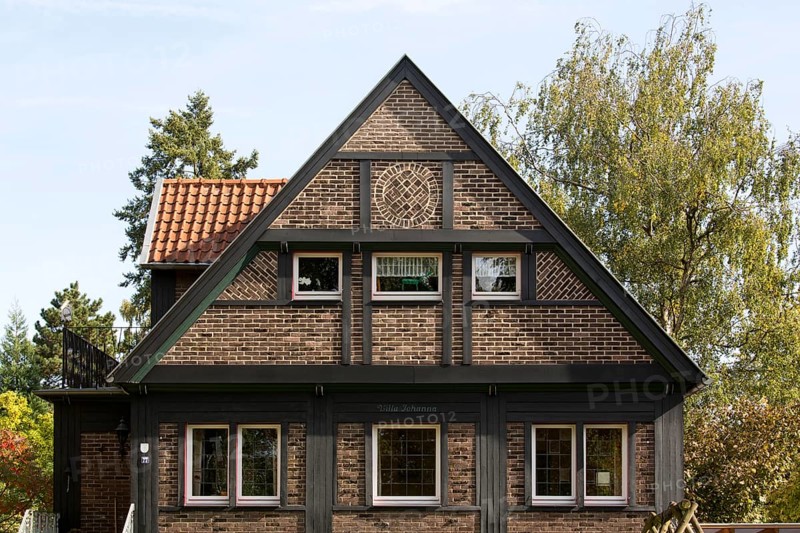 Former Küpers laundry, lawn bleaching and open-air drying, west side, built ca. 1933-1935, architect: Friedrich Kühnen, gabled pitched roof