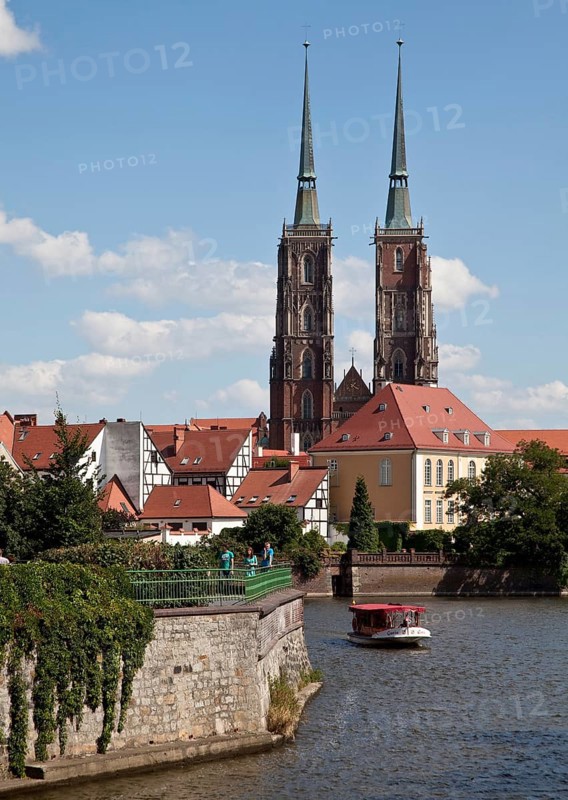 Seen from the sand bridge over the Oder, in front of the Bishop's Palace, St., Sankt, Saint