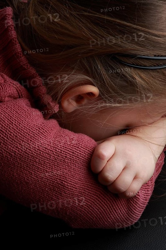 Grief, pain tiredness, depression, little girl, defiance, denial, childhood, childhood, little girl, grief, bereavement, pain, sleepy, sadness, shame, child, tired