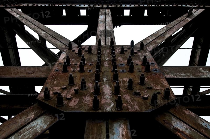 Built 1851-1857, western superstructure installed after war destruction, gusset plate, English war bridge type ESTB