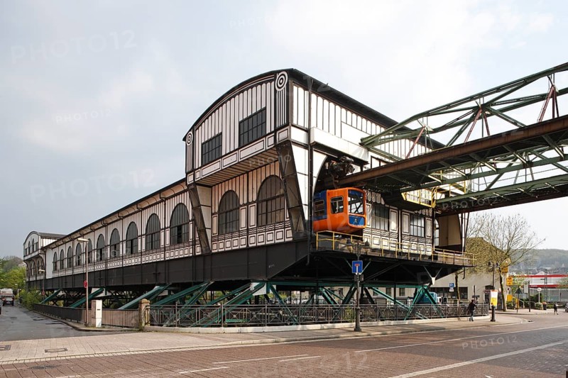 Suspension railway from Wuppertal-Oberbarmen to Wuppertal-Vohwinkel, stop Oberbarmen, Waggonhalle
