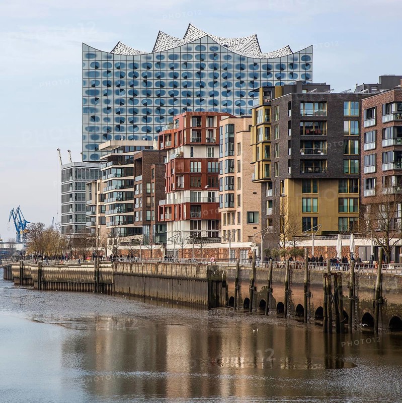 Hamburg, Elbphilharmonie, distant view from the east over the Sandtor harbour, designed by Herzog & de Meuron, built 2007-2016