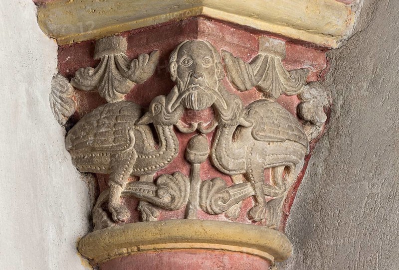 Brauweiler near Pulheim, St Nicholas Abbey Church, choir, capital, two fantasy birds and mask
