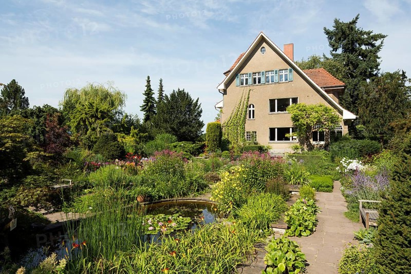 Built in 1912, house and garden by Karl Förster