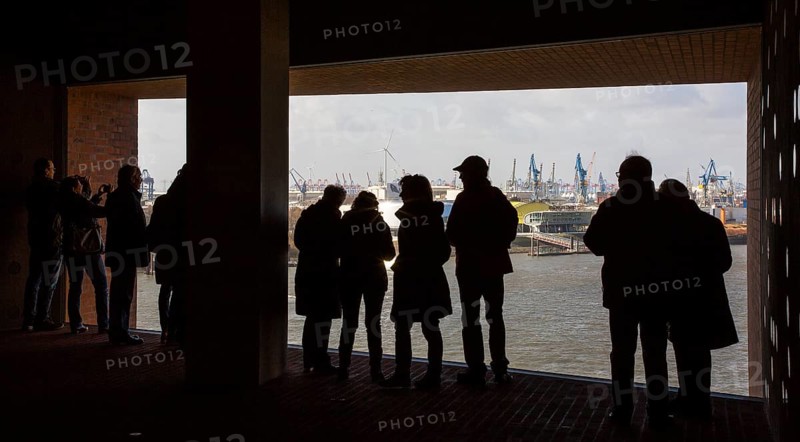 Hamburg, Elbphilharmonie, foyer called Plaza, view of the harbour from the west window of the PLAZA, designed by Herzog & de Meuron, built 2007-2016