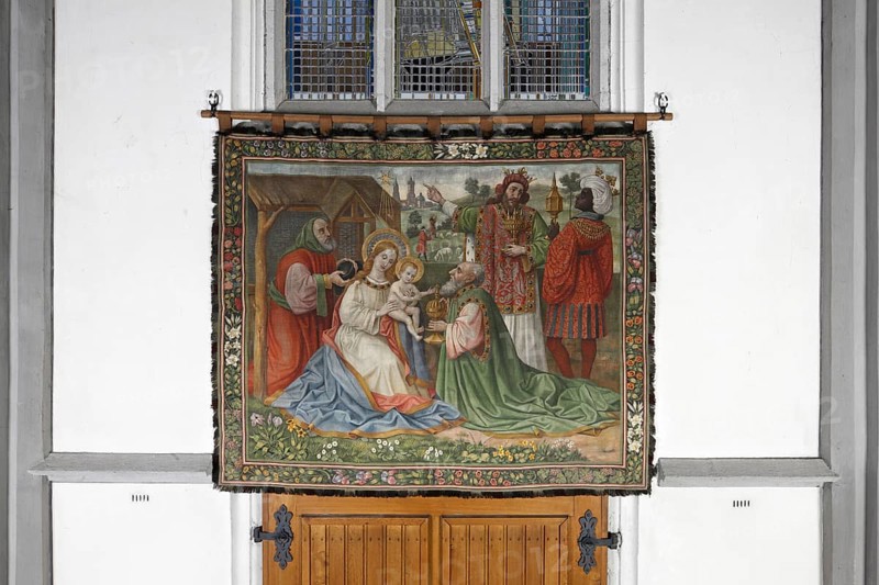 Tapestry above the north portal, Magi, St., Saint, Saint