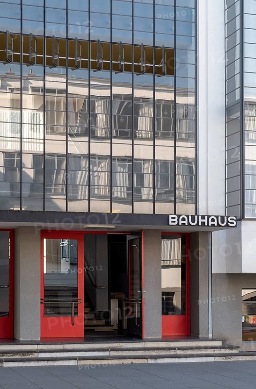 Dessau, Bauhaus, entrance to the workshop wing