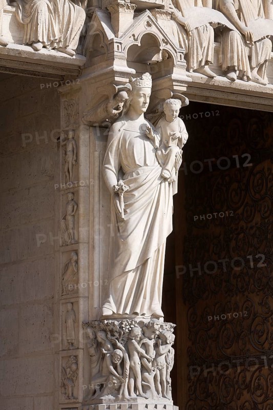 Northern west portal, depiction of the Virgin Mary, St., Saint, Saint