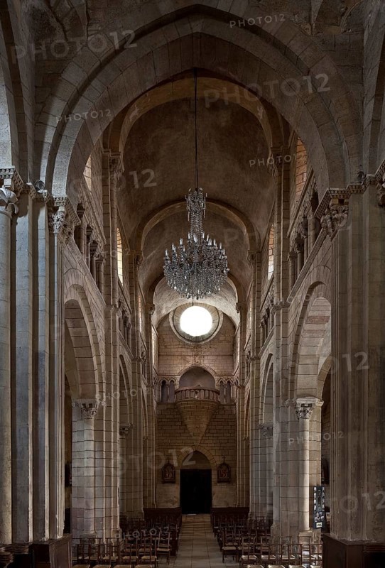 Semur-en-Brionnais Burgundy St-Hilaire Begun in the early 12th century Interior to the west with semi-cone-shaped gallery and semi-circular barrel of the 19th century, St., Saint, Saint